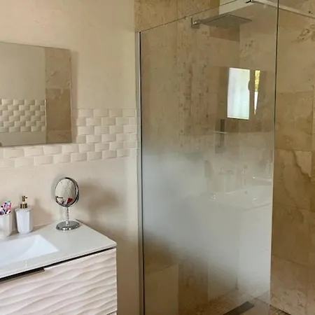 Сasa de vacaciones D'exception Avec Piscine Privee - La Crau - 8 Pers. - Fr-1-826-19 *